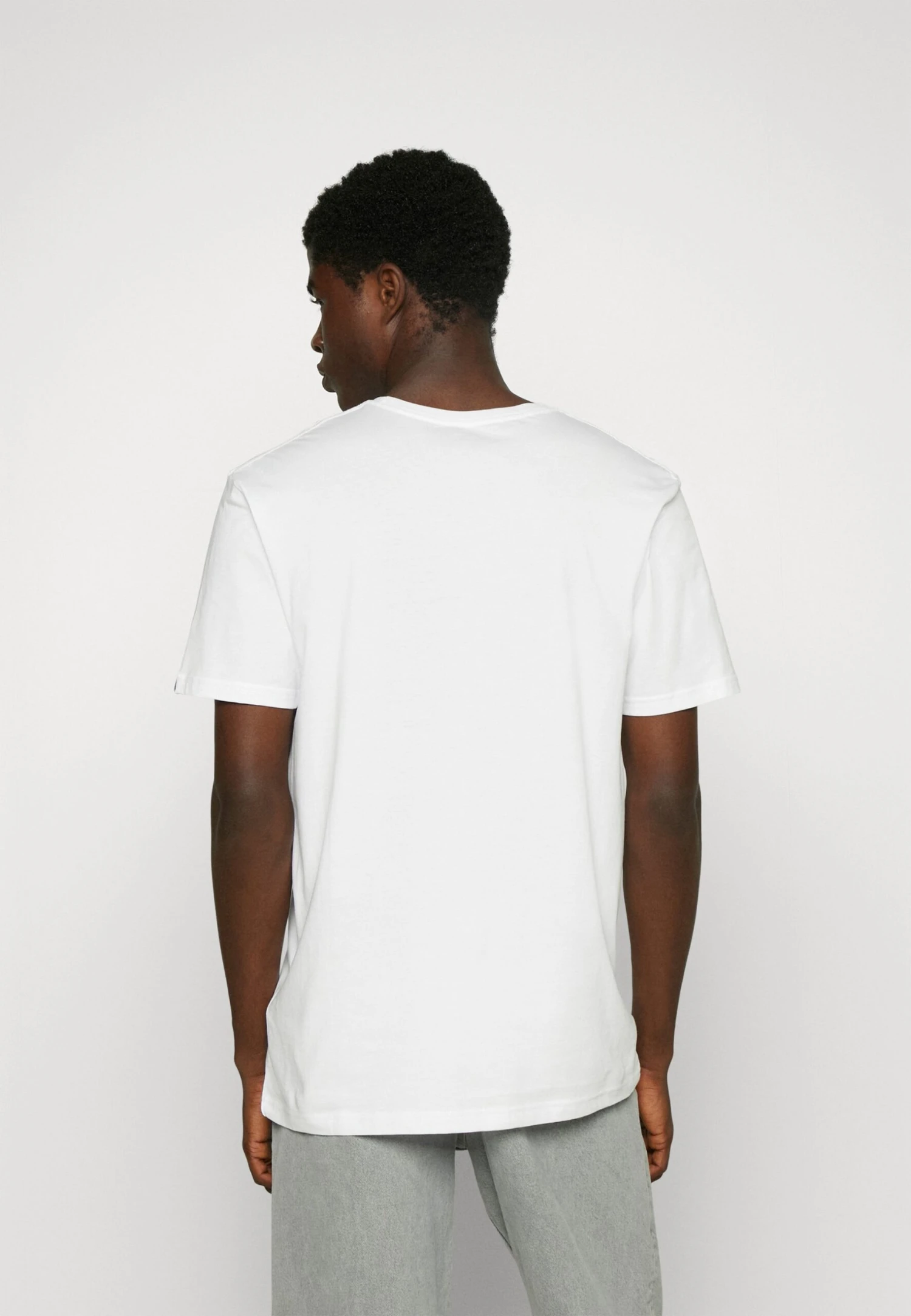 Quiksilver New Archi Tee 2 Pack- Camiseta Estampada - Four Leaf Clover/White 6 Quiksilver New Archi Tee 2 Pack- Camiseta Estampada - Four Leaf Clover/White - Imagen 4