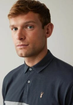 Next Chest Block Standard - Polo - Natural -Boss Ventas 0ed322e14ce1467e8d005616eafa63cf