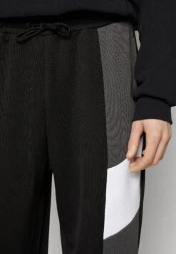 NIGHT ADDICT Unisex - Pantalones Deportivos - Black -Boss Ventas 1000a0425bc24f7a9c773069941486e7