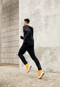 Newline Core - Pantalones Deportivos - Black