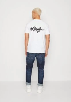 Replay Camiseta Estampada - White 10 Replay Camiseta Estampada - White -Boss Ventas 1554b4dbc0884aa68ca16fcc091c35dc