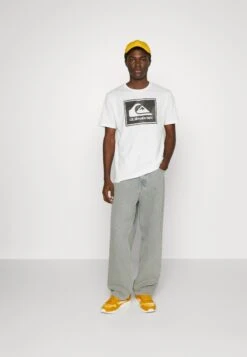 Quiksilver New Archi Tee 2 Pack- Camiseta Estampada - Four Leaf Clover/White 15 Quiksilver New Archi Tee 2 Pack- Camiseta Estampada - Four Leaf Clover/White -Boss Ventas 2021b7c0d5354236a1efb5a85aa066cd