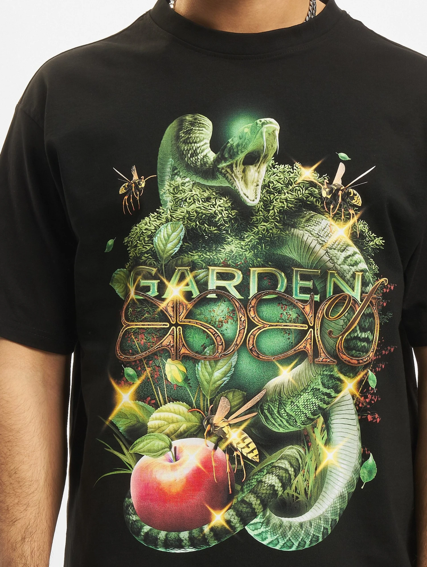 Garden Of Eden- Camiseta Estampada - Black 6 Garden Of Eden- Camiseta Estampada - Black - Imagen 4