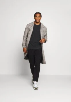 Boss Ventas 13 Boss Ventas -Boss Ventas 37bde16f6cb649a48b20f8bc838b1b46