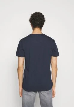 Abercrombie & Fitch Elevated Icon Crew - Camiseta Básica - Dark Blue -Boss Ventas 3e3d2fef62dc4d338924b7102bf8163d