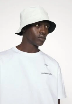 Frame Logo Graphic - Camiseta Básica - Blan -Boss Ventas 412d322d81e847f690b2f7930f0cd00f