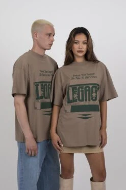 Unisex - Camiseta Estampada - Desert Taupe