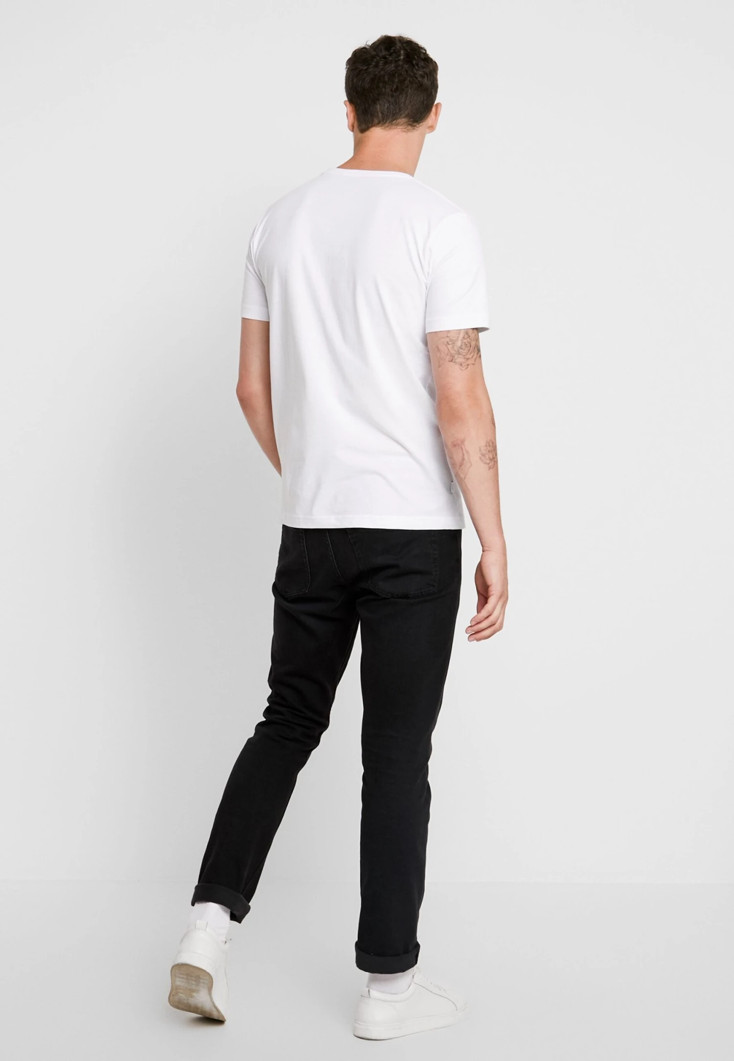 Makia Scope - Camiseta Estampada - White 4 Makia Scope - Camiseta Estampada - White - Imagen 3