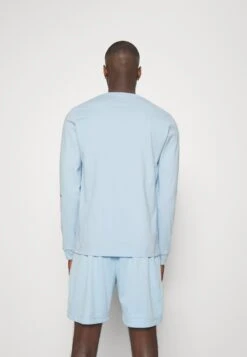 Hollister Co. Print Logo Webex - Camiseta De Manga Larga - Light Blue -Boss Ventas 6937eeee987844a89a808ee3caa56078