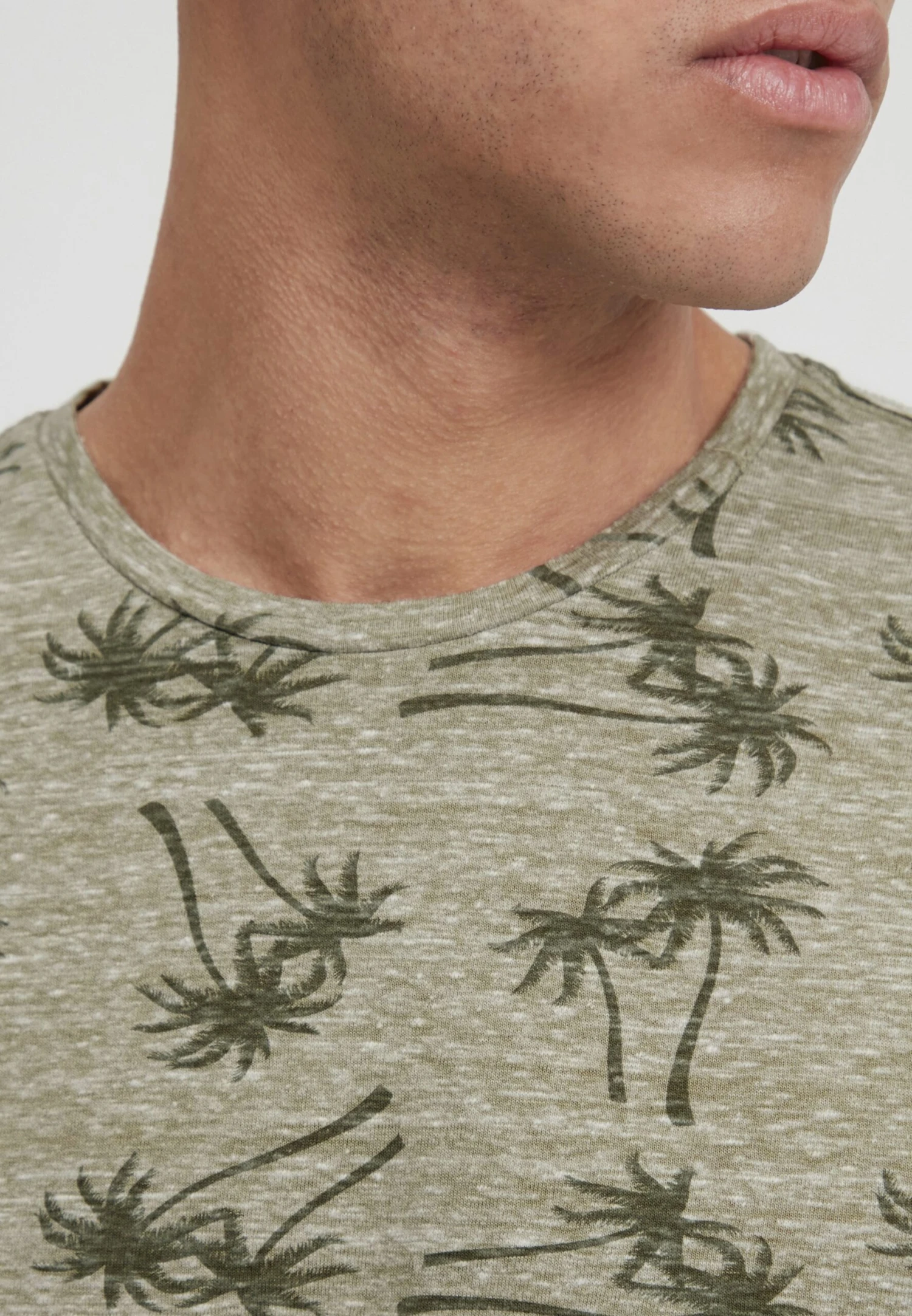 Blend Bhtee - Camiseta Estampada - Oil Green 6 Blend Bhtee - Camiseta Estampada - Oil Green - Imagen 4