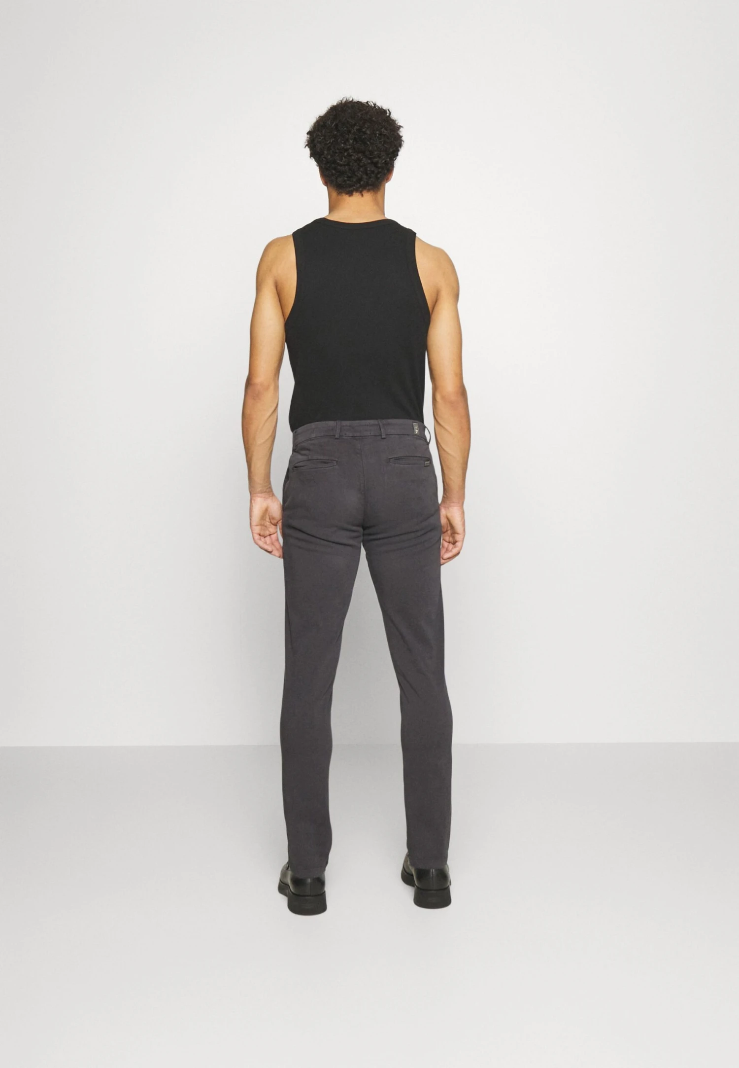 7 For All Mankind Slimmy - Pantalones Chinos - Blue 5 7 For All Mankind Slimmy - Pantalones Chinos - Blue - Imagen 3