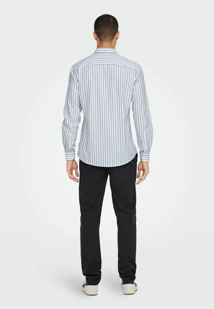 Only & Sons Onsalvaro Oxford Stripe - Camisa - Dress Blues 5 Only & Sons Onsalvaro Oxford Stripe - Camisa - Dress Blues - Imagen 3