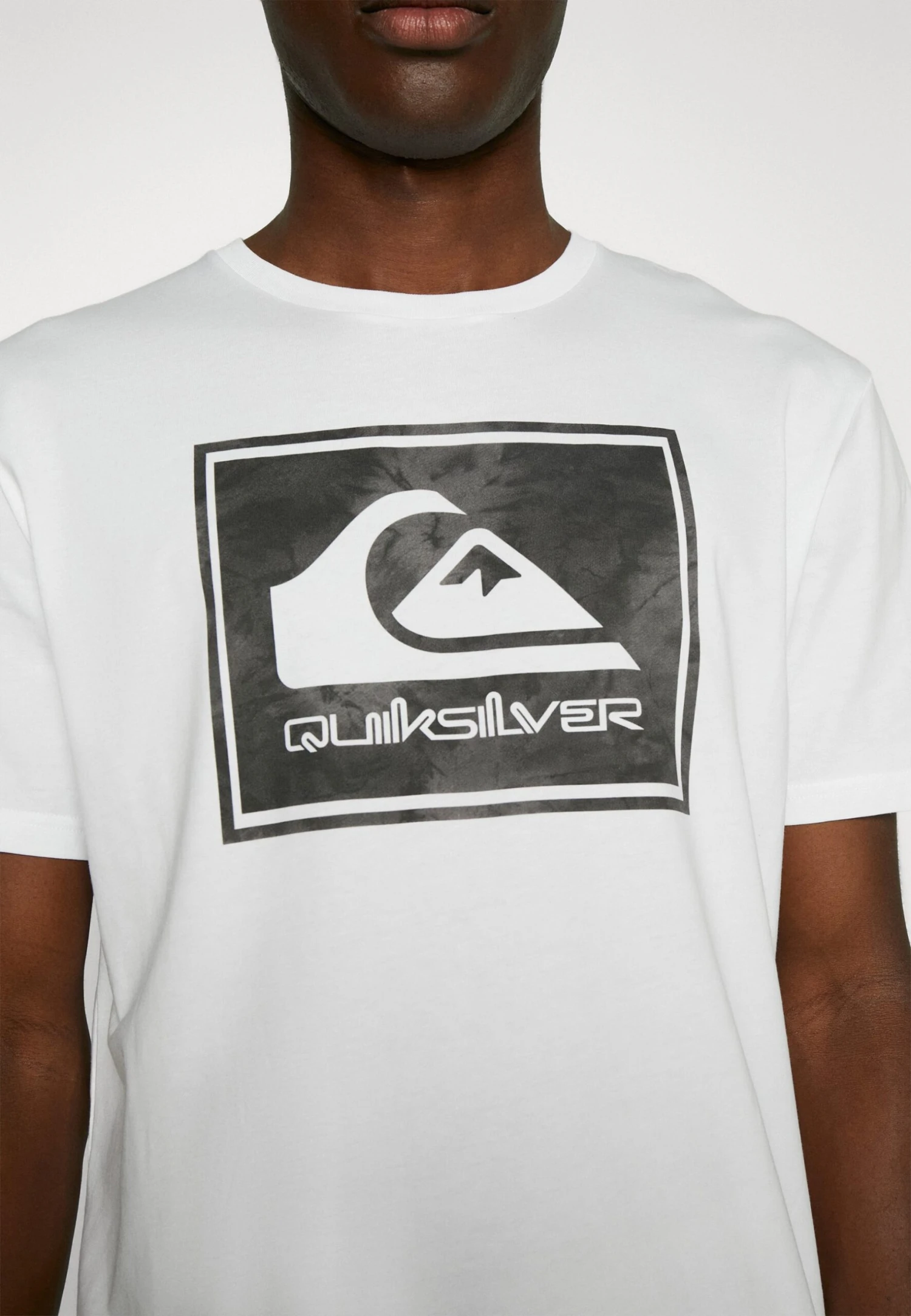 Quiksilver New Archi Tee 2 Pack- Camiseta Estampada - Four Leaf Clover/White 11 Quiksilver New Archi Tee 2 Pack- Camiseta Estampada - Four Leaf Clover/White - Imagen 9
