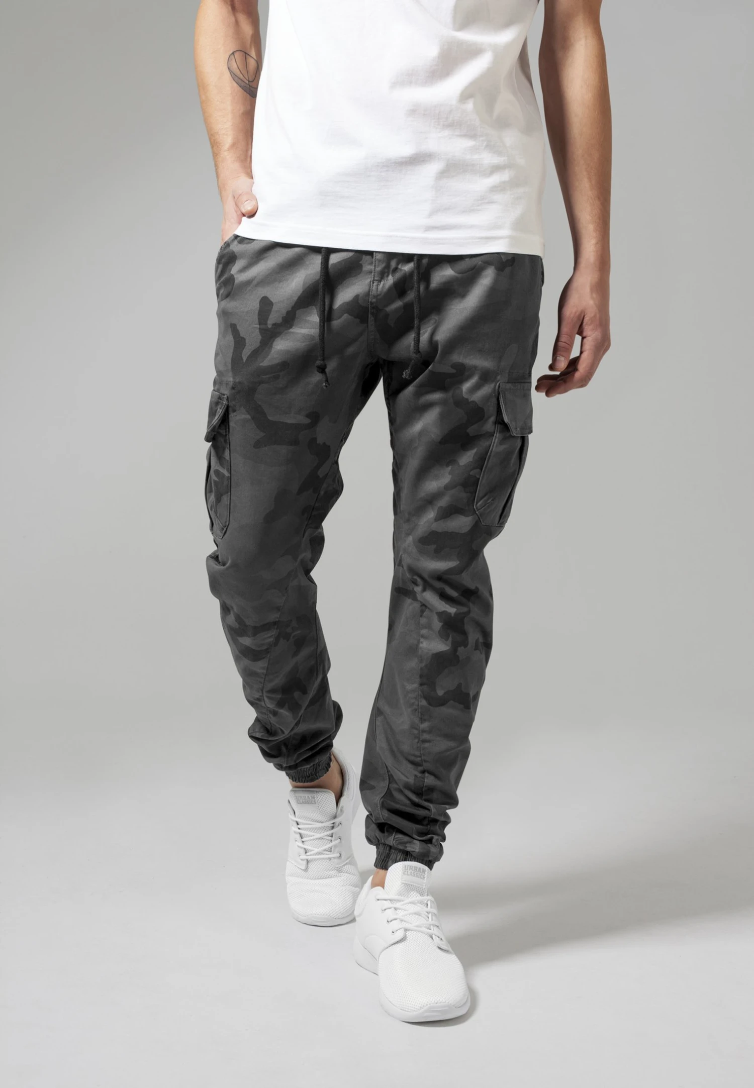 URBAN CLASSICS Camo Jogging- Pantalones Cargo - Grey Camouflage 3 URBAN CLASSICS Camo Jogging- Pantalones Cargo - Grey Camouflage