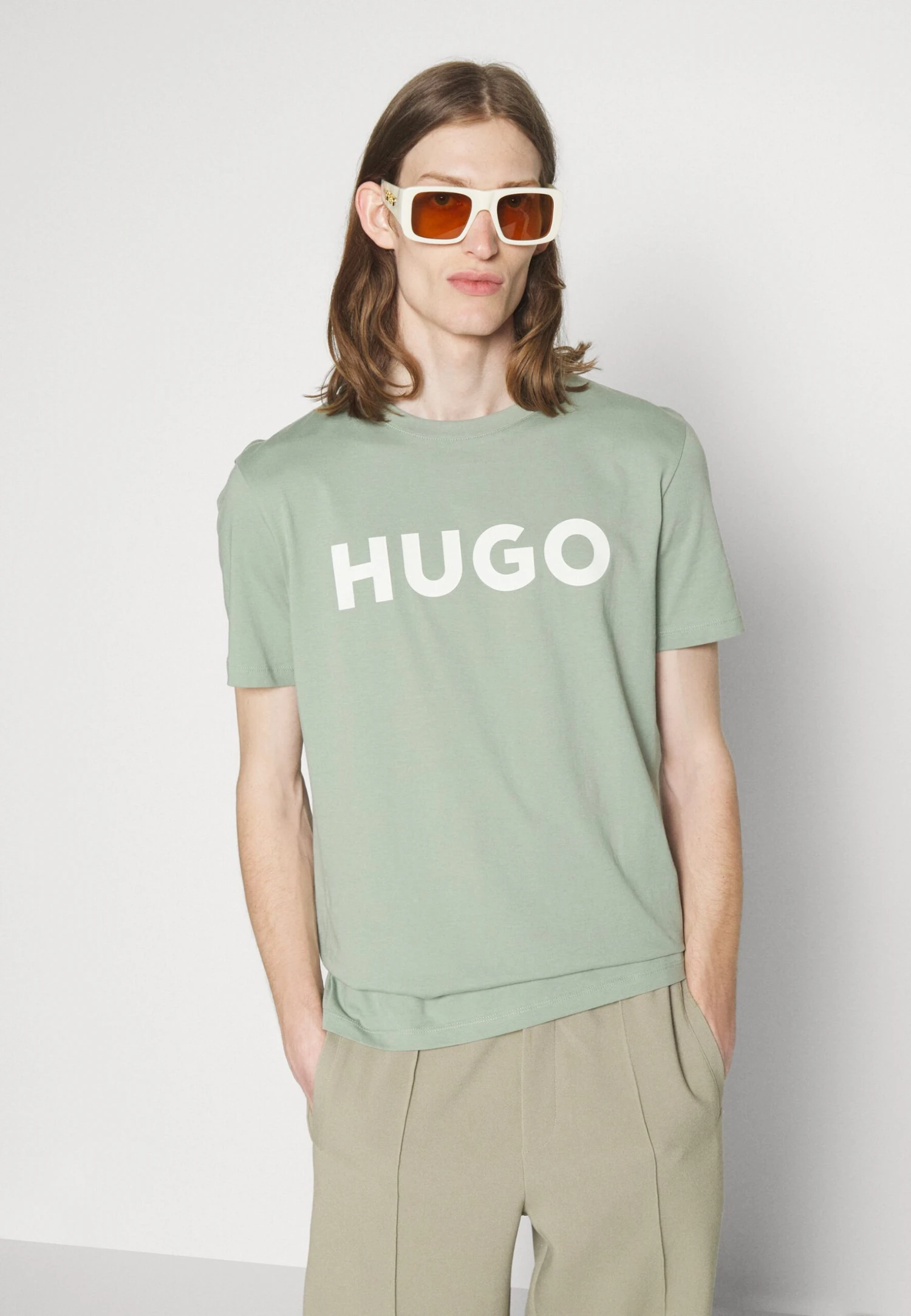 Hugo Dulivio - Camiseta Estampada - Light Pastel Green 6 Hugo Dulivio - Camiseta Estampada - Light Pastel Green - Imagen 4