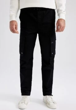 DeFacto Pantalones Cargo - Black