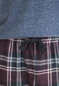 Next Motion Flex Cosy - Pijama - Blue Plum Red Check 15 Next Motion Flex Cosy - Pijama - Blue Plum Red Check -Boss Ventas 880df3a4525f42feb0f39d51ff5b02be