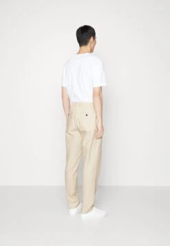 Les Deux Pino Pants - Pantalones Chinos - Ivory -Boss Ventas 8d99bf91a43240dc806946836d80961e