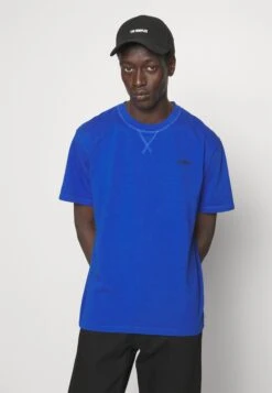 THE KOOPLES T-Shirt Mc - Camiseta Básica - Blue Electric -Boss Ventas a3b0c611530d4c2c943cd7c63a10487b