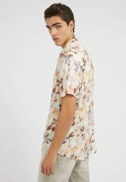 Guess Mit Allover Print - Camisa - Mehrfarbig Beige -Boss Ventas ab49e9f23242437dad35ba346673e420