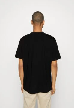 Redefined Rebel Legacy Tee Plus - Camiseta Estampada - Black -Boss Ventas b12b07530b7347afbdb2e5755820a0b3