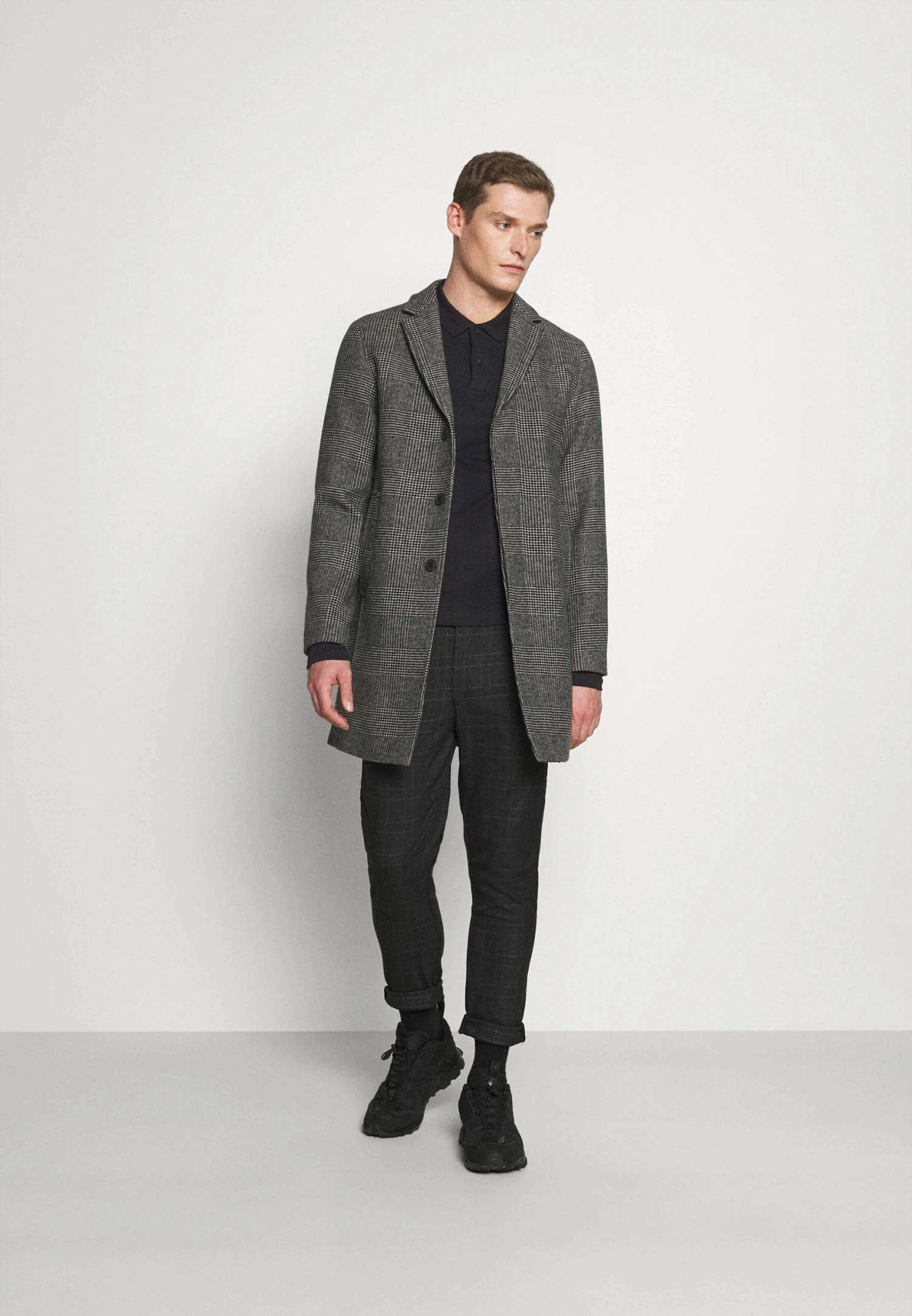 Selected Homme Slhparis- Polo - Black 4 Selected Homme Slhparis- Polo - Black - Imagen 2