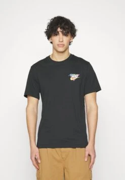 Nike Sportswear Tee Beach Pug - Camiseta Estampada - Black -Boss Ventas c6e5d199140e4bd789e762d42217fe5f