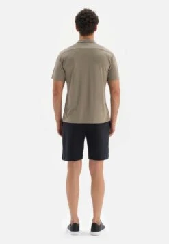 Supreme- Camisa - Khaki -Boss Ventas c81486dc5d2545e0bccc923709add43a