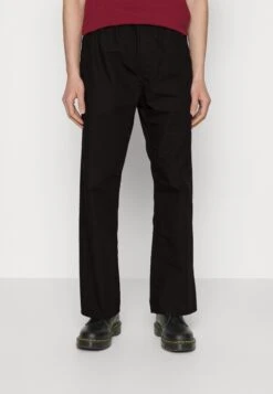 WEEKDAY Paul Loose Trousers - Pantalones - Black