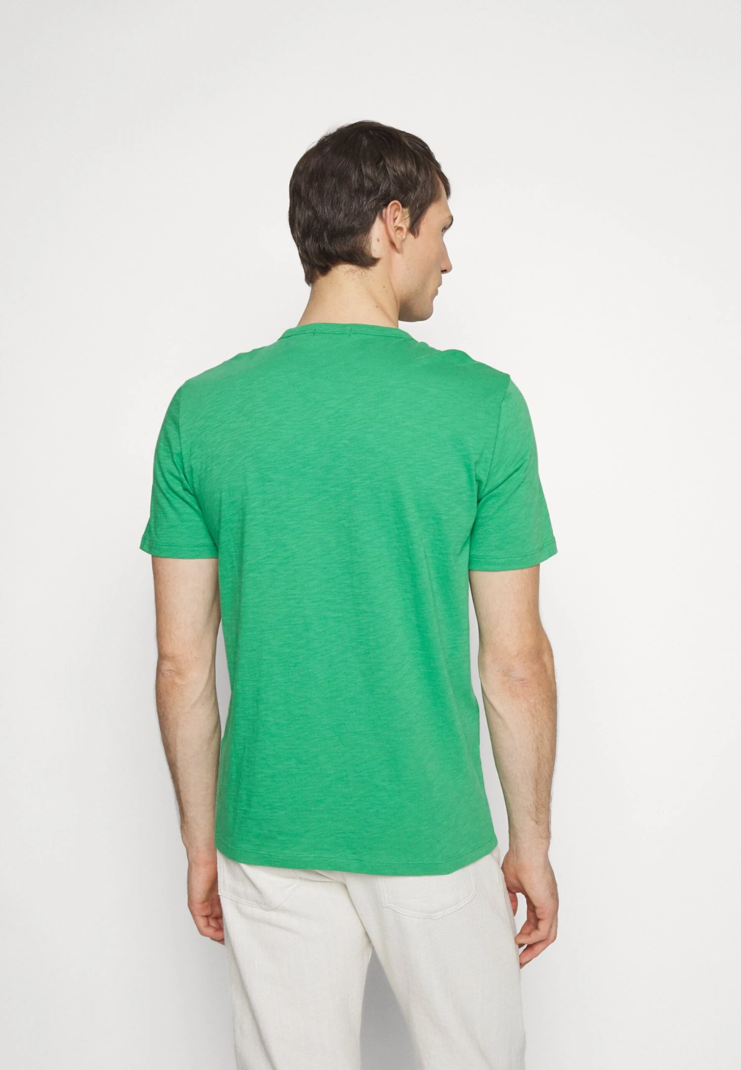 THEORY Camiseta Básica - Jade Green 5 THEORY Camiseta Básica - Jade Green - Imagen 3