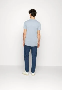 TOM TAILOR Denim Structured - Camiseta Básica - Foggyblue Melange 9 TOM TAILOR Denim Structured - Camiseta Básica - Foggyblue Melange -Boss Ventas e38d42bf7bbd4928ac4b4a5b183beb2f