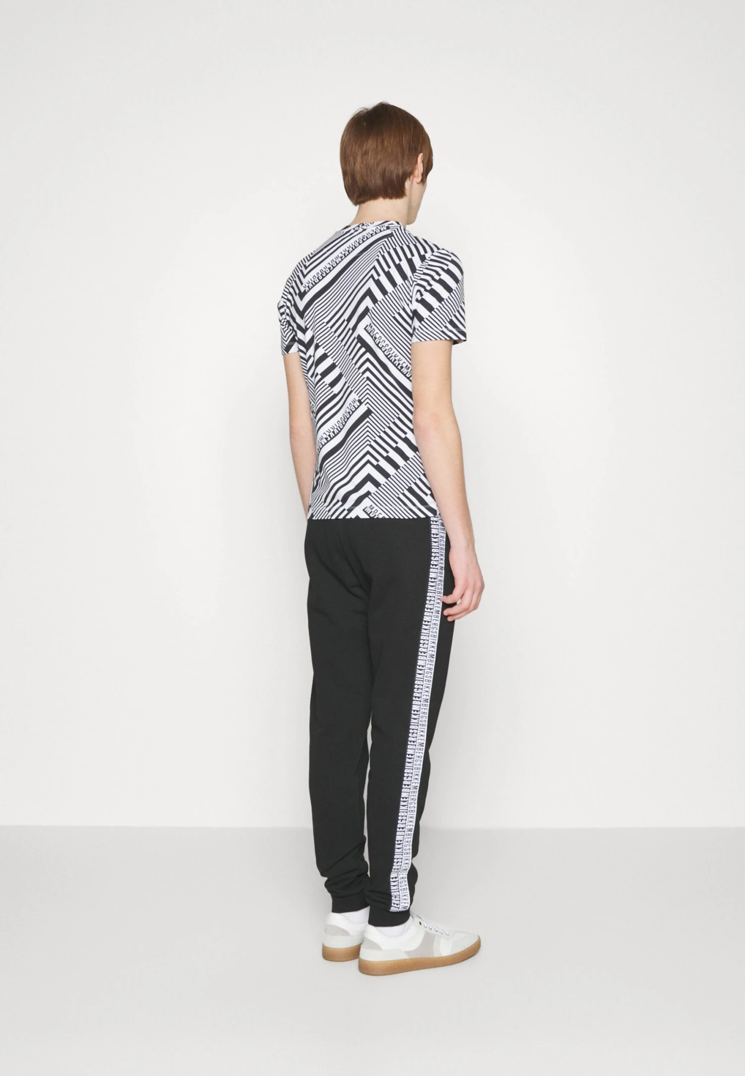 Bikkembergs Pantalones Deportivos - Black 5 Bikkembergs Pantalones Deportivos - Black - Imagen 3