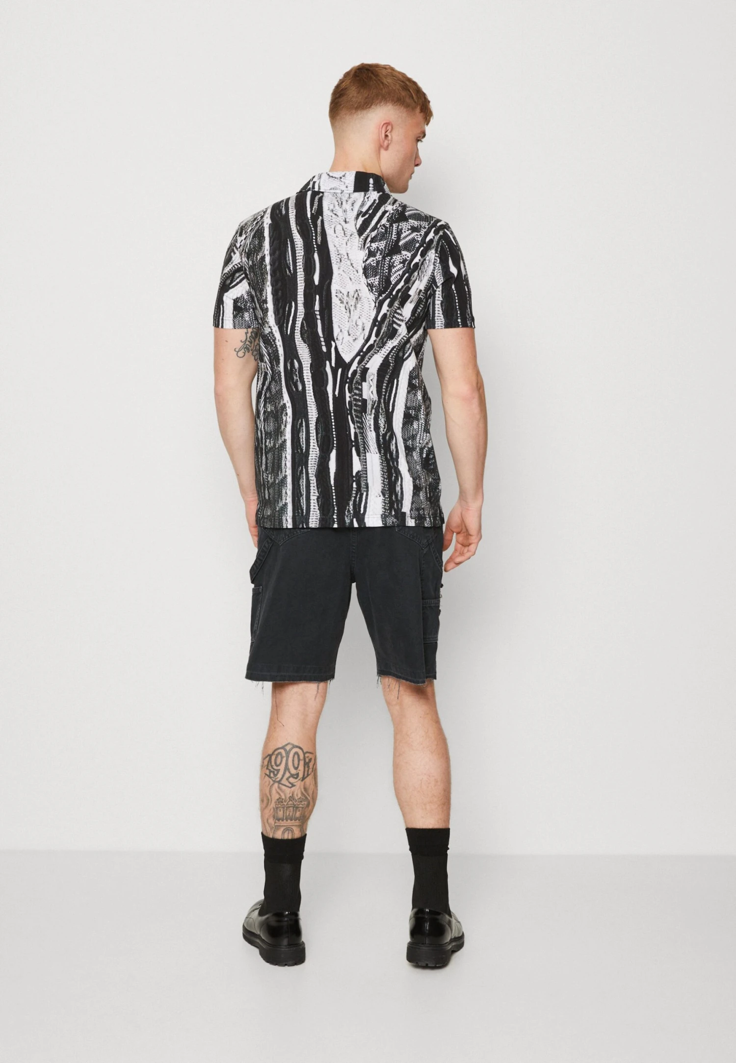 CARLO COLUCCI Unisex - Polo - Offwhite/Black/Antracite/Grey 5 CARLO COLUCCI Unisex - Polo - Offwhite/Black/Antracite/Grey - Imagen 3